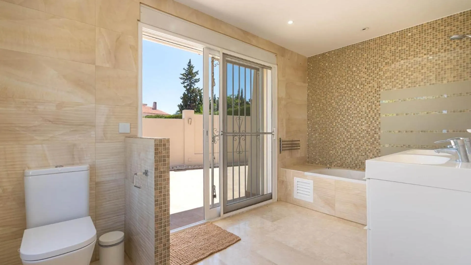 Luxurious 4 Bedroom Villa Casa Feliz Mijas